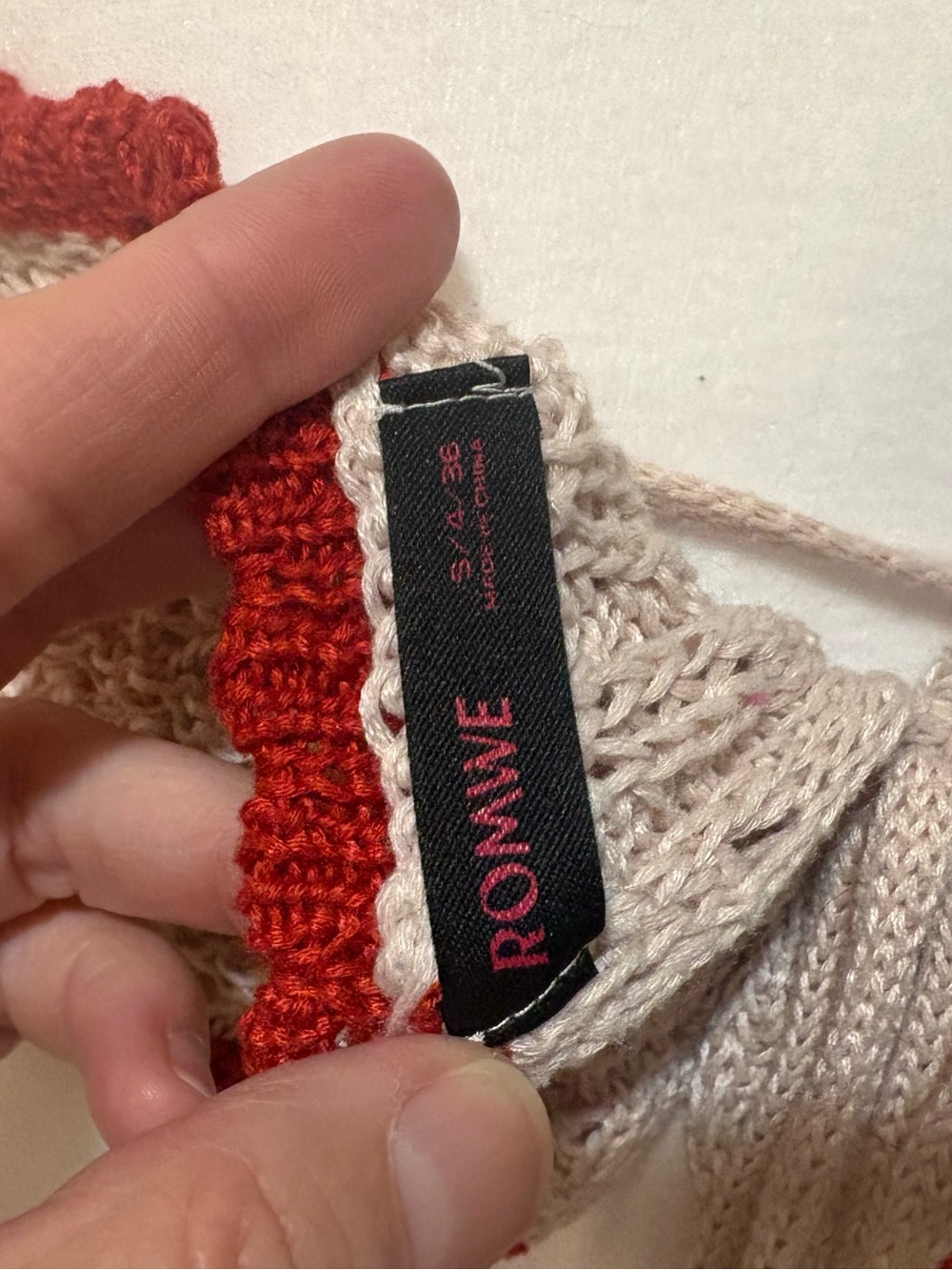 ROMWE Beige Knit Crop Top with Red Trim - Picture 5 of 6